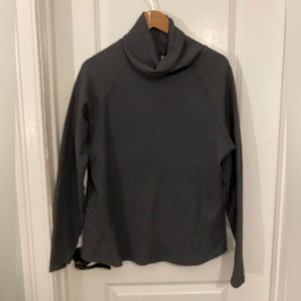 Kuhl Women's Gray Funnel Neck Long Sleeve